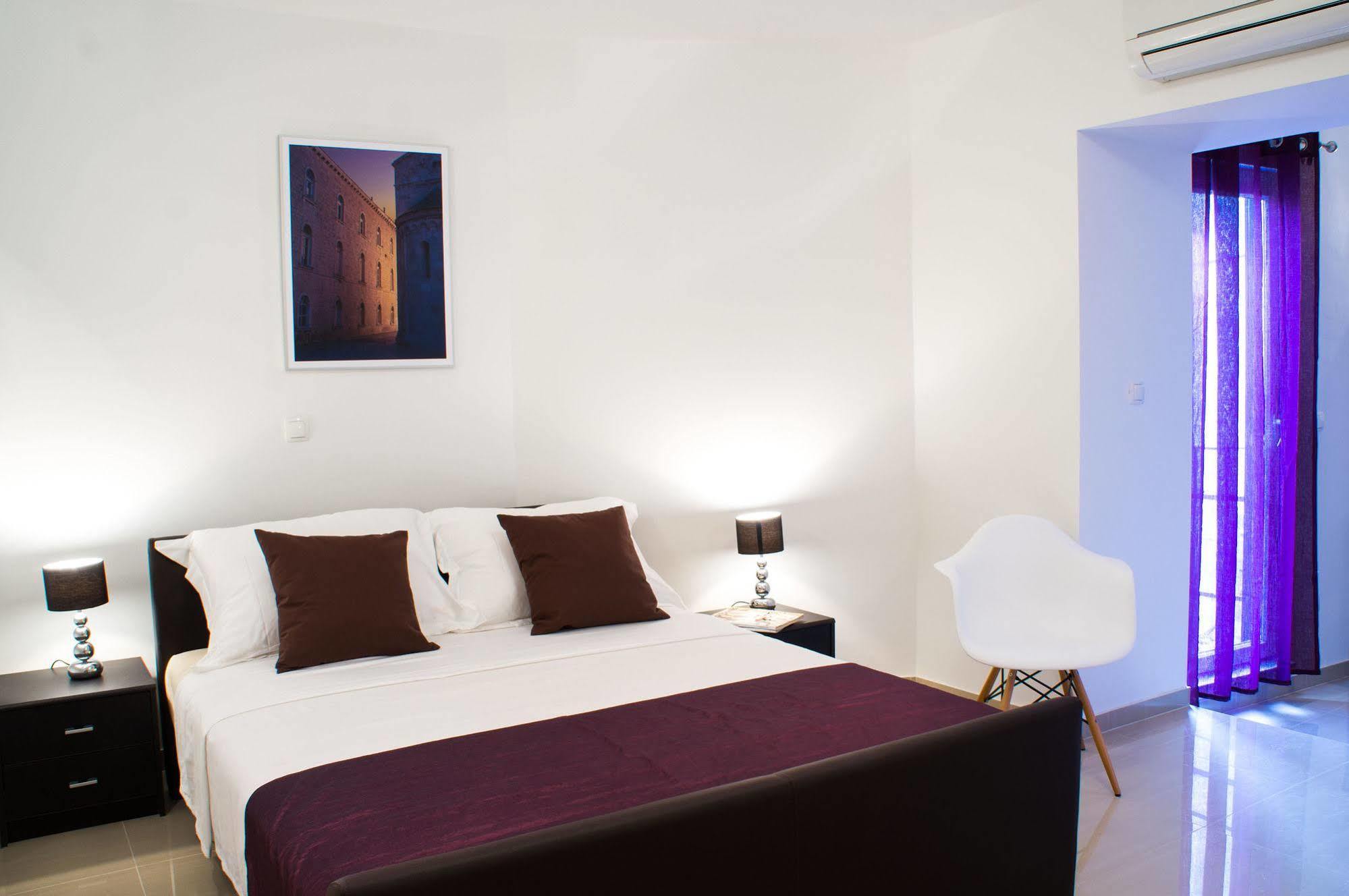 Split Oasis Studio Apartments Exterior photo